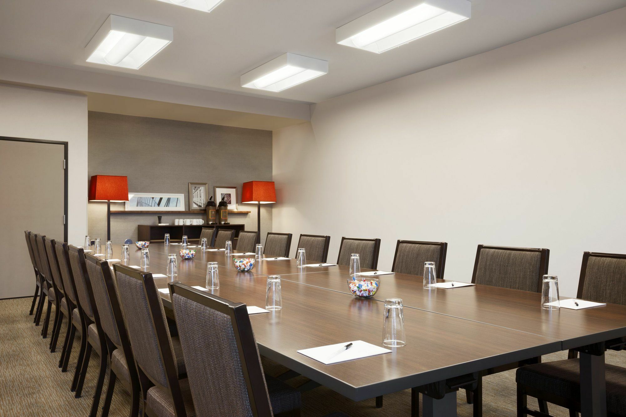 Country & By Radisson - St Paul Roseville