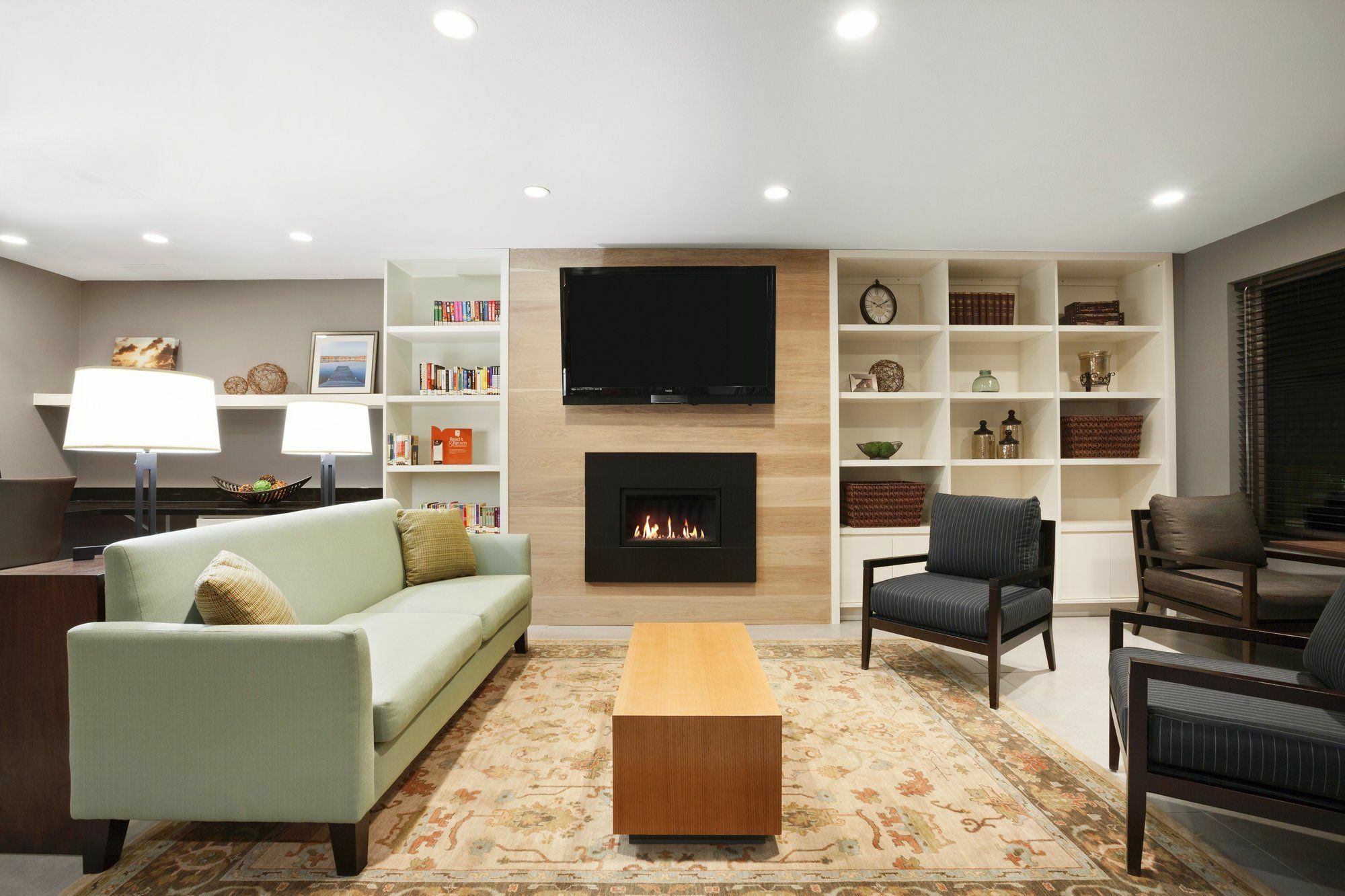 Hotel Country & By Radisson - St Paul Roseville